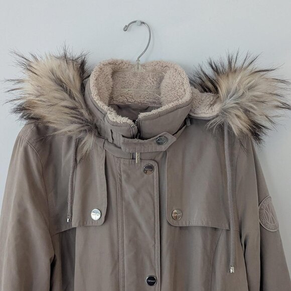 DKNY Anorak Coat faux fur hooded - Picture 2 of 6